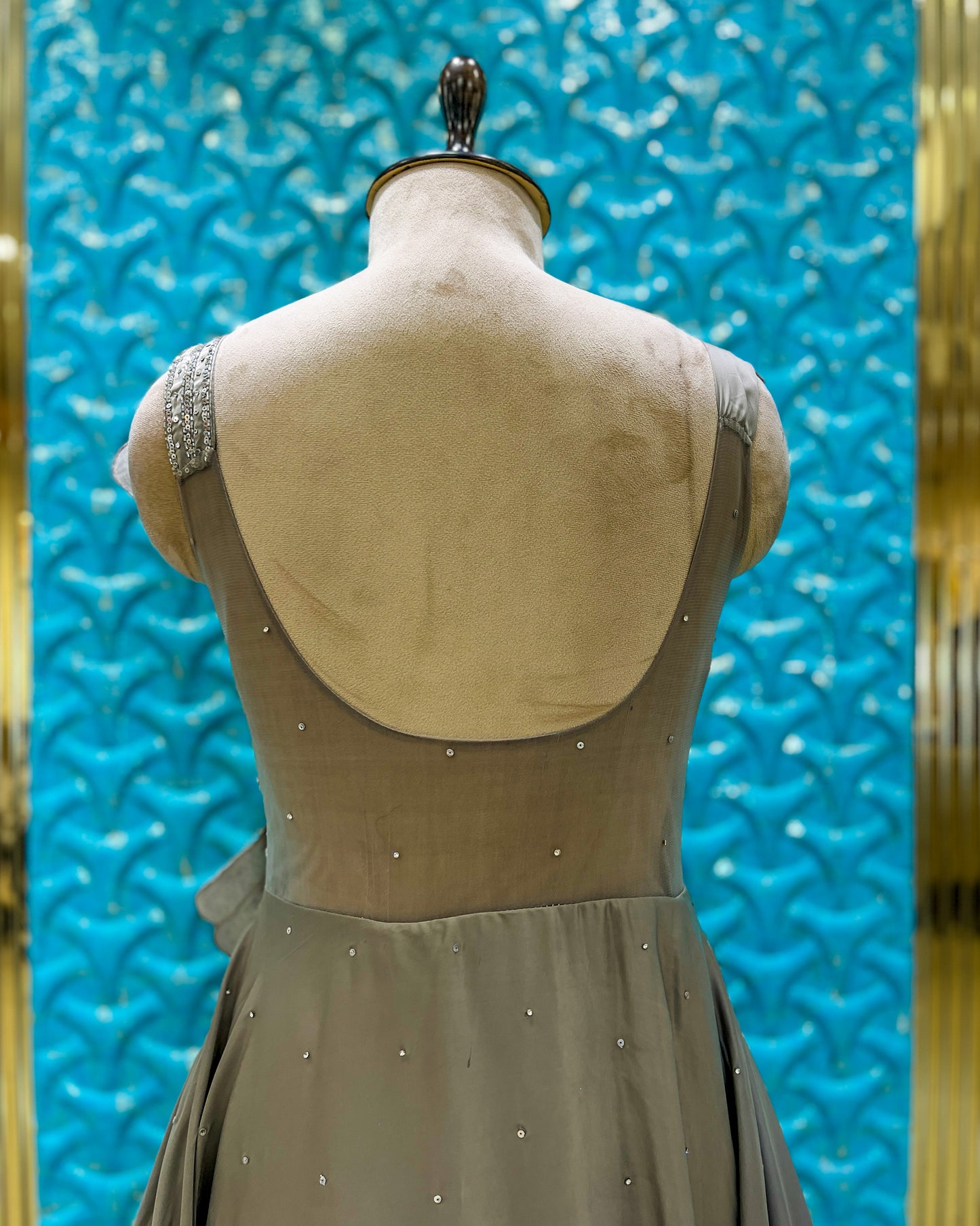 Gown W. Grey 6267 S4005