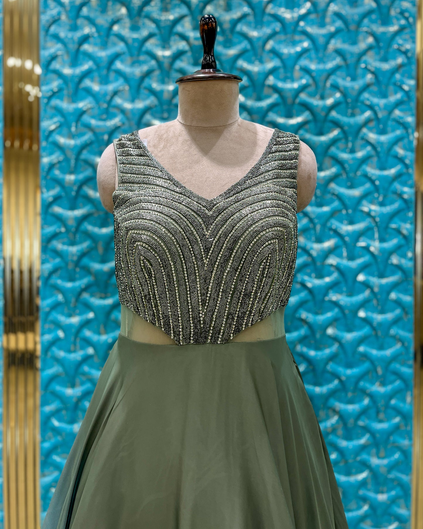 Gown L. Green 6336 S4005