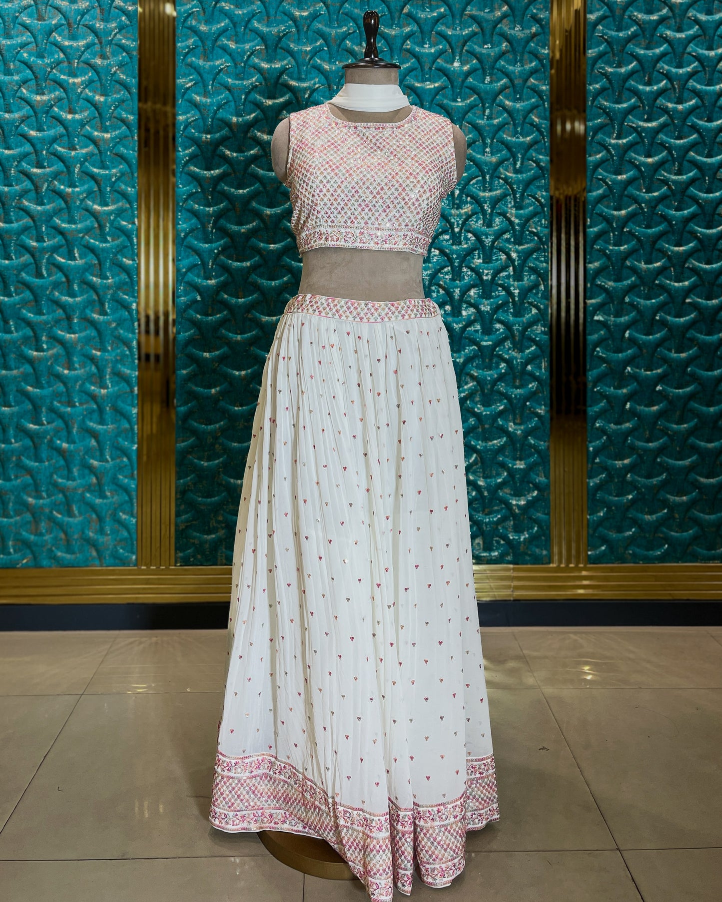 Crop Top Lehenga Cream 405 A2018
