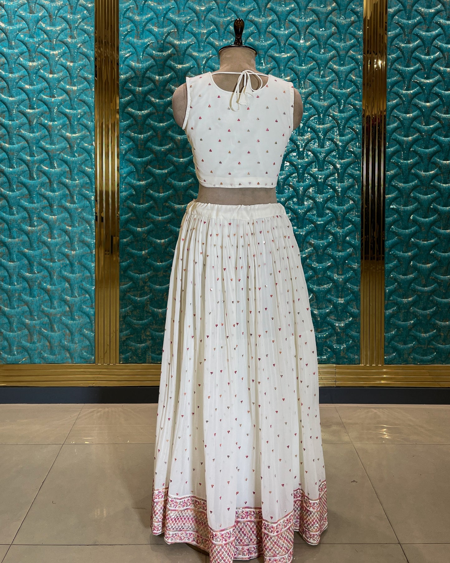 Crop Top Lehenga Cream 405 A2018